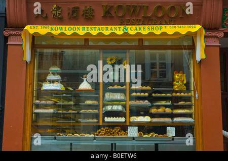 Cake Shop In Chinatown London Uk B0etw6 