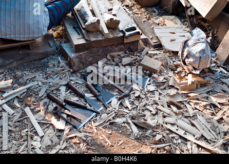 INDIA CHAMBAKKULAM KERALA Woodcarving tools belonging to an elderly Indian woodcarver Stock Photo