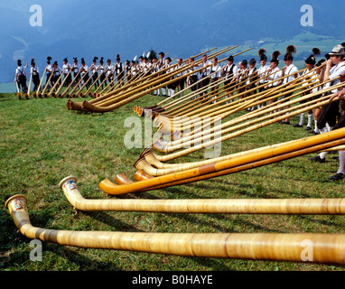 Gathering of alphorn or alpenhorn players near Streichen in the Chiemgau region, Upper Bavaria, Bavaria, Germany Stock Photo