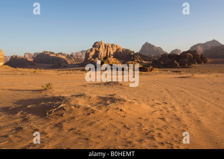 Rock formations in the desert, Wadi Rum, Jordan, Middle East Stock Photo
