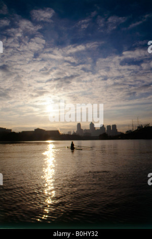 Sculling on the Schuylkill River at sunrise, Philadelphia, PA Stock Photo