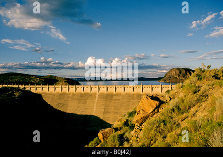 A small hydroelectric dam and a view of Elephant Butte Lake a large irrigation reservoir on the Rio Grande in southern New Mexic Stock Photo