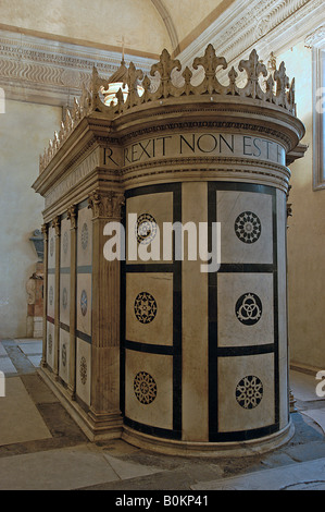 Alberti Architect chapelle Ruchellai  italy Firenze Stock Photo