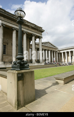 The Great Russell Street facade of the British Museum, Great Russell ...