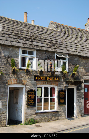 The Fox Inn, West Street, Corfe Castle, Dorset, England, United Kingdom Stock Photo