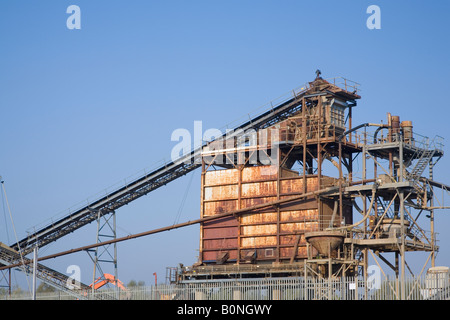 Aggregate grading plant at the Bedhampton site of Solent Aggregates Ltd Bedhampton Hampshire UK Stock Photo