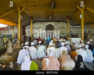 Shrine of Sunan Gunung Jati, Astana, Cirebon, Java, Indonesia Stock ...