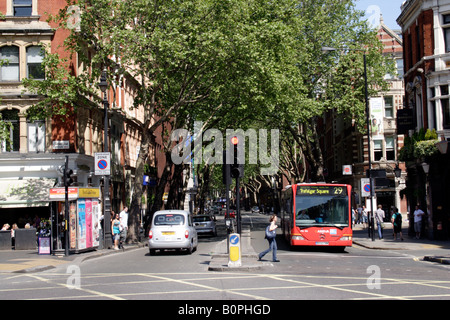 Cambridge Circus, London Stock Photo - Alamy