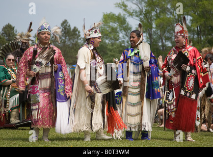 Pow wow Native Female Dancers in Traditional Regalia Six Nations of the ...