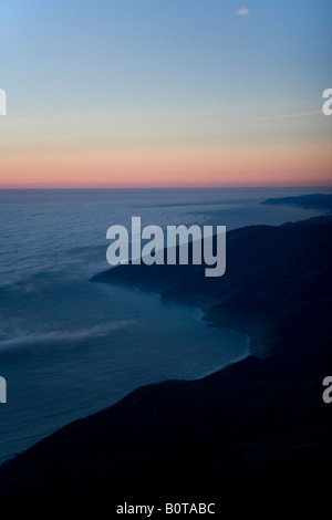 Sunset over the Californian Big Sur Pacific coast Stock Photo - Alamy