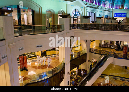 People shopping in the 'Mall of the Emirates' shopping mall in Dubai, United Arab Emirates. Stock Photo