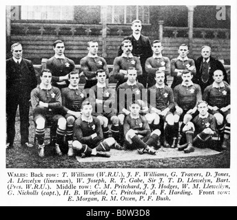 Wales Team v New Zealand 1905 photo of the rugby team which famously defeated the Original All Blacks in Cardiff Stock Photo