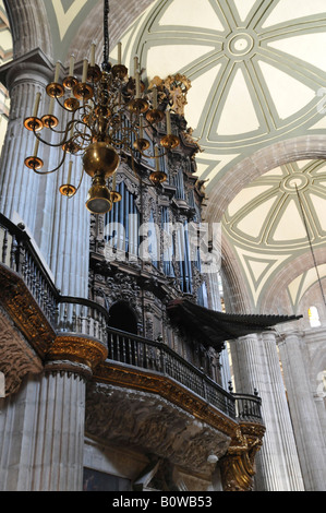 Organ, interior, Sagrario Metropolitano, Metropolitan Cathedral, Zocalo, Mexico City, Mexico, Central America Stock Photo