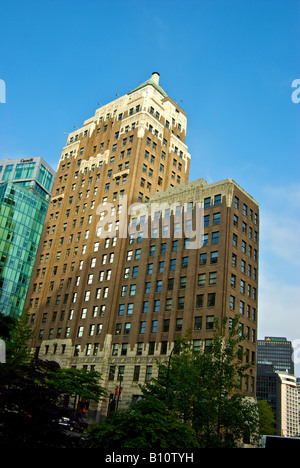 The Art Deco style Vancouver City Hall building completed in 1936 ...