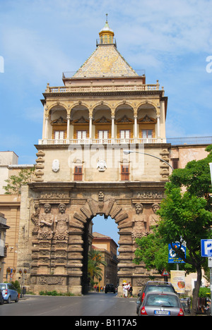 Porta Nuova, Cassaro Quarter, Palermo, Palermo Province, Sicily, Italy Stock Photo