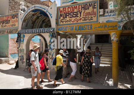 Tourists shopping for souvenirs at an alabaster factory on the West Bank, Luxor, Nile Valley, Egypt Stock Photo