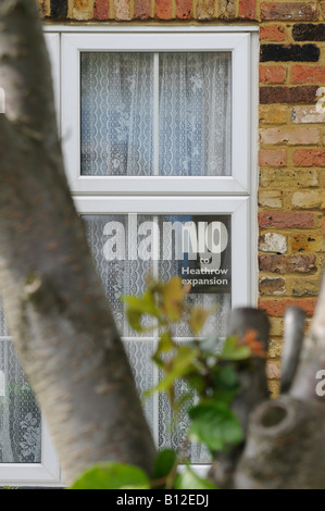 Sipson village next to Heathrow airport No Third Runway protest ©Mark Shenley Stock Photo