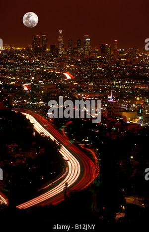 1992 HISTORICAL ROUTE 110 FREEWAY HOLLYWOOD DOWNTOWN  SKYLINE LOS ANGELES  CALIFORNIA USA Stock Photo