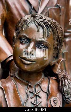 fragement of statue of kindertransport children by Frank Meisler at Liverpool Street Station London England Stock Photo