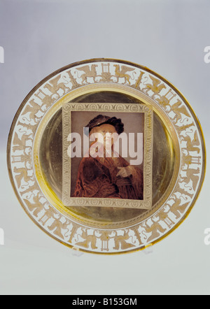 fine arts, porcelain, plate, series with gold plating, 'Self-portrait', based on Rembrandt, Harmensz van Rijn (1606 - 1669), copied by Philipp Christfeld, diameter 25 cm, Nymphenburg Porcelain Manufactory, Germany 1833, Munich Residence, porcelain collection, Artist's Copyright has not to be cleared Stock Photo