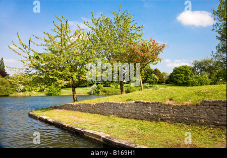 The lake on a sunny day in summer at Coate Water Country Park, a local nature reserve near Swindon, Wiltshire, England, UK Stock Photo