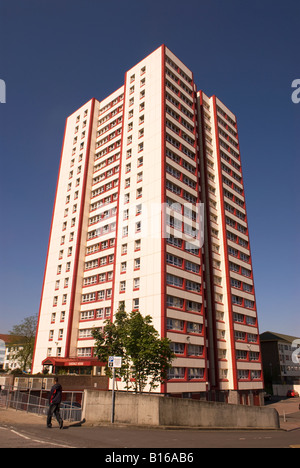 Tower Block on the Ivybridge Estate, Isleworth, Hounslow, Middlesex, UK. Stock Photo