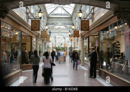 City of Chester, England. Saint Michael’s Row and shopping arcade Grosvenor Shopping Centre, now called Chester Mall. Stock Photo