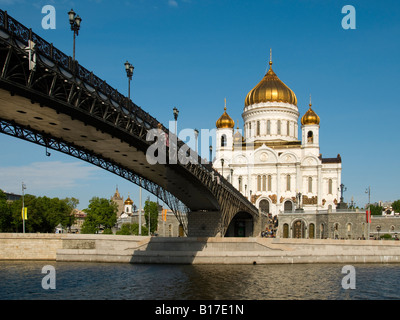 Cathedral of Christ the Saviour, Moscow, Russia, seen from Balchug Stock Photo