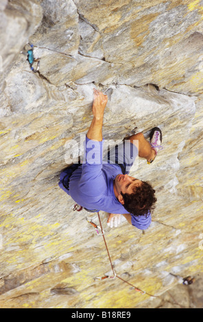 Man on Wings of Desire, 511b. Great White Wall. Skaha Bluffs. Penticton, British Columbia, Canada. Stock Photo