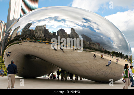 PARKS Chicago Illinois Popular Bean sculpture in Millennium Park city Stock Photo: 7506827 - Alamy