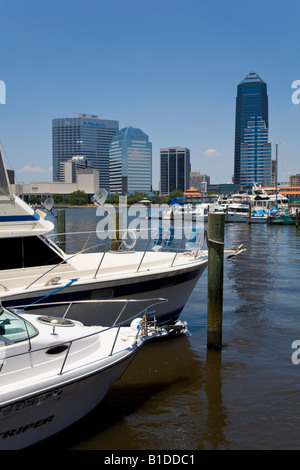 Jacksonville skyline looking north from Friendship Park marina in downtown Jacksonville Stock Photo