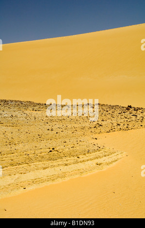 Sand dunes patterns and textures in the Bahariyya Oasis Egypt Stock Photo