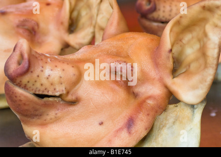 Pigs Head on Vendors stall, Jagalchi Fish Market, Busan, South Korea Stock Photo