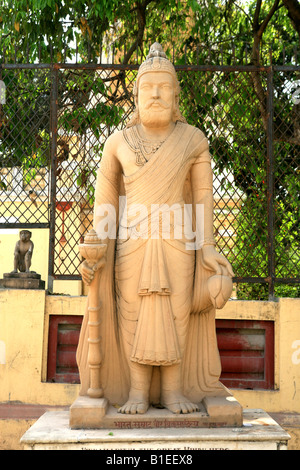 A statue in the gardens of the temple of Laxmi Narayan Birla Mandir Delhi India Stock Photo