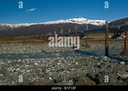 Alaska Oil pipeline between Prudhoe Bay and Valdez Stock Photo