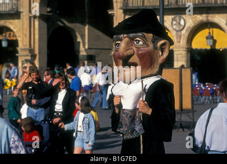 Spaniards, Spanish people, Juan Sahagun festival, Plaza Mayor, Salamanca, Salamanca Province, Castile-Leon, Spain, Europe Stock Photo