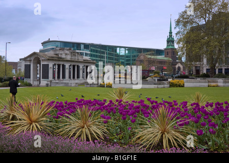 Park near All Hallows-by-the-Tower Church, London, England Stock Photo