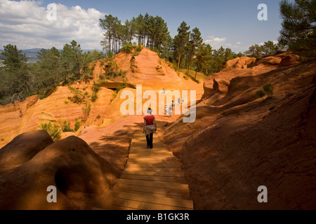 A view of the 'Ochre path' in the Roussillon commune (France). Vue du 'Sentier des Ocres' (Roussillon 84220 - France). Stock Photo