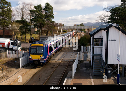 class 170 no 170396 diesel multiple unit approaching kingussie station highlands scotland Stock Photo