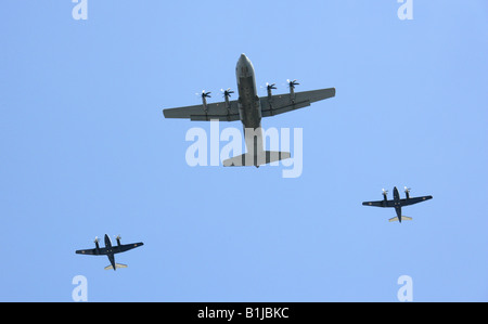 Air Display for the Queens Birthday, Royal Airforce Flypast Over the Mall, June 14th 2008 Stock Photo