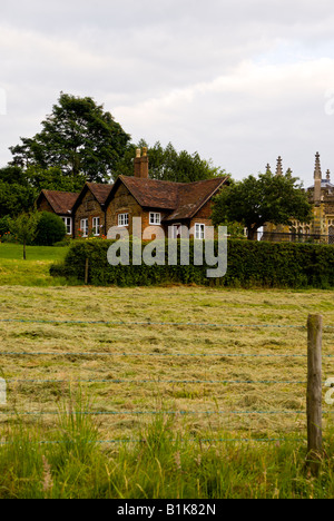 Traditional english cottage in Surrey. June 2008. Stock Photo