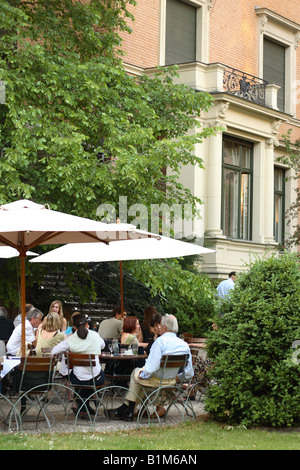 Berlin Germany the elegant open air Cafe Wintergarten in the Literaturhaus on Fasanenstrasse near Kurfurstendamm Stock Photo