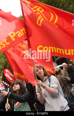 women members of Communist Party waving flags at anti BNP rally London Stock Photo