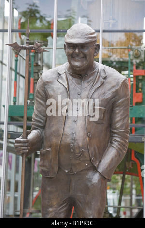 The Fred Dibnah statue in Lancashire UK Stock Photo