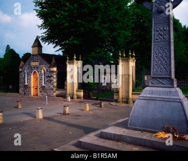 Co Down Hillsborough, St Malachis Church and Gateway with Gatehouses Stock Photo