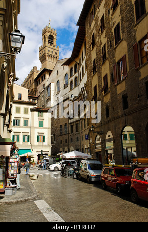 Alley in the historic centre of Florence with the Palazzo Vecchio, UNESCO world heritage site, Florence, Tuscany, Italy, Europe Stock Photo