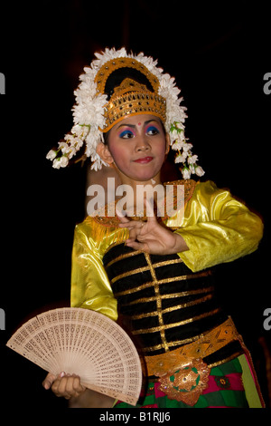 Female dancer performing a traditional dance, Lombok Island, Lesser Sunda Islands, Indonesia, Asia Stock Photo