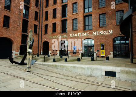 Merseyside maritime museum Albert Dock Liverpool Stock Photo