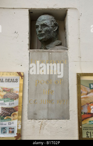 Jung bust Liverpool is the pool of life Stock Photo