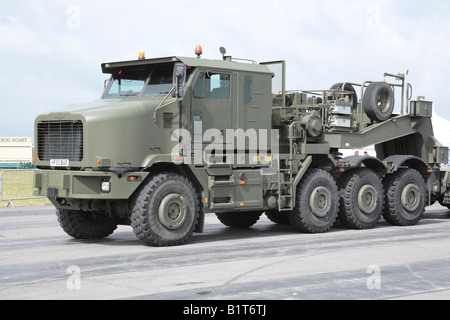 Oshkosh 8x8 tank transporter truck, American vehicle in service with British Army Stock Photo